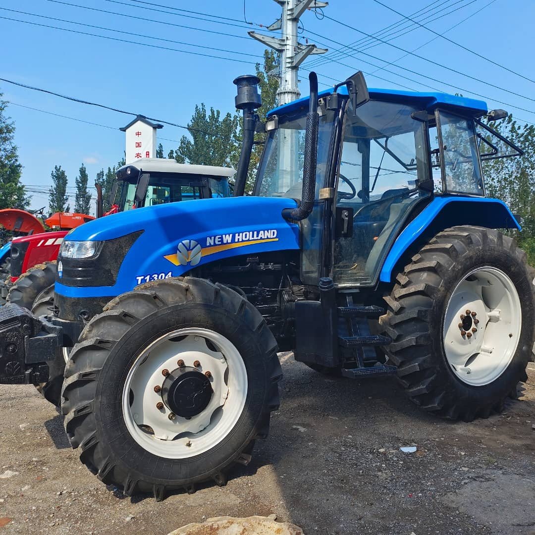 130HP Used Farms Agriculture Tractors and Machine for Sale with Price in Good Condition