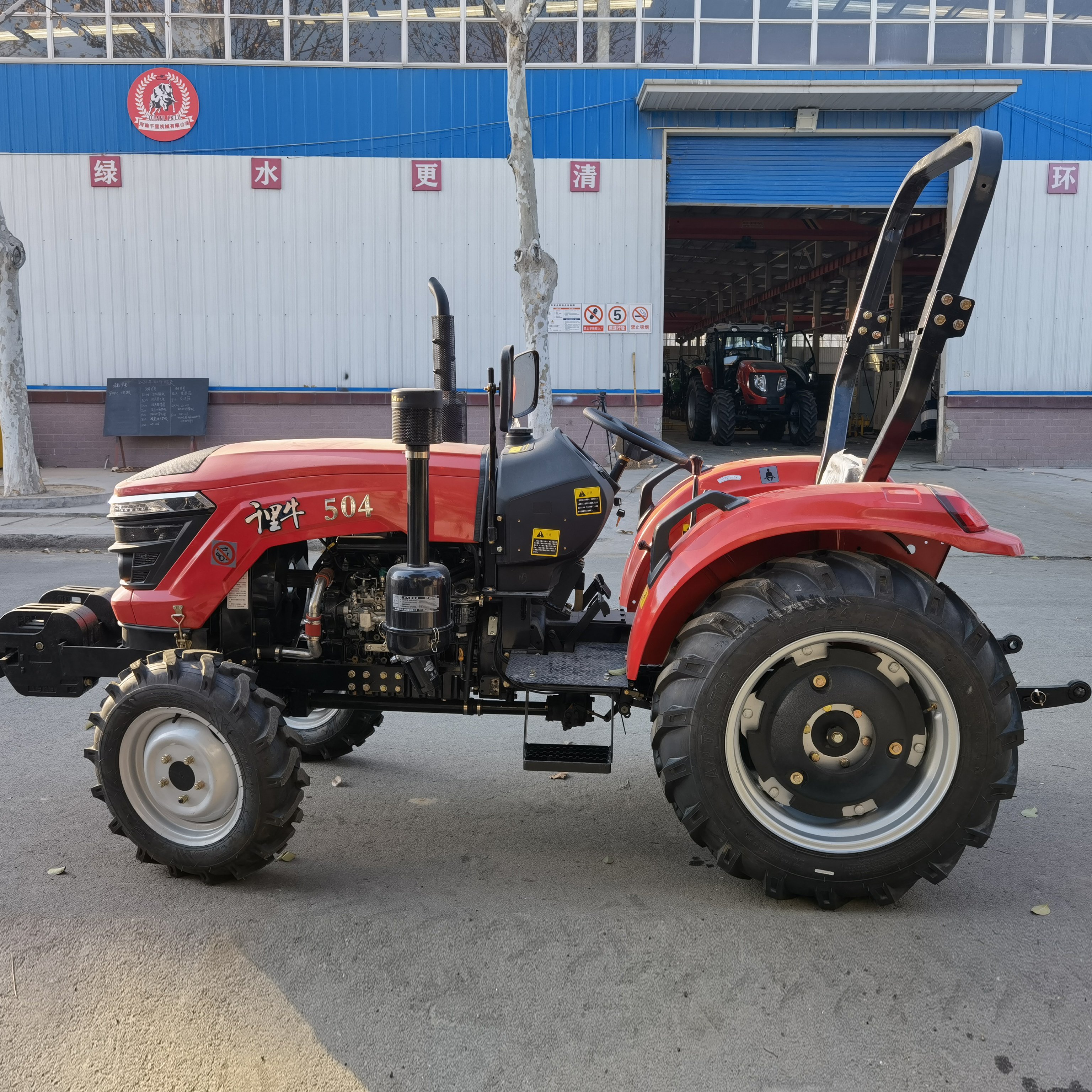 Chalion Farm Small 4Wd Agricultural Tractor Agriculture 25HP 30HP 35HP 40HP 45HP 50HP Mini Farm Tractor for Sale Philippines
