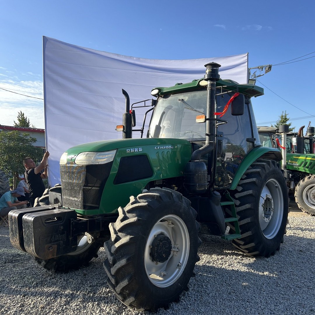Factory Supply Used Tractor CHANGFA CFH 2004 Farm Tractor Agricultural Tractor