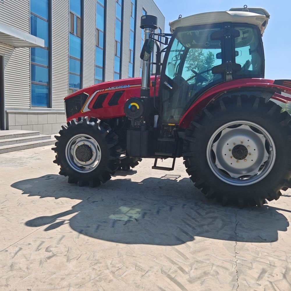 Multifunctional 70HP Agricultural Wheel Tractor Use 4WD with Engine Motor Pump Gear Bearing Good Sale