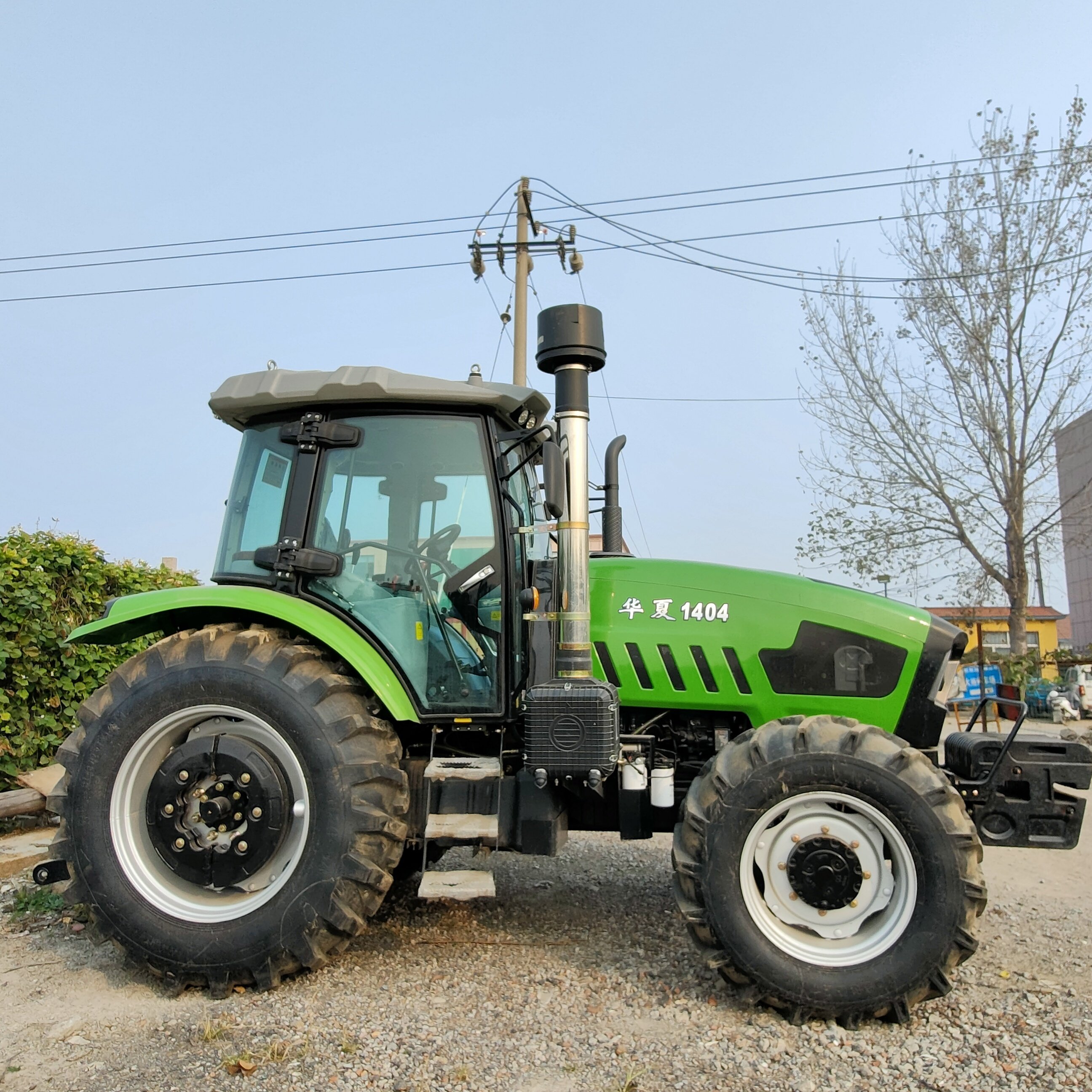 4x4 140hp AC Cabin Tractors for Agriculture Big Chassis Traktor Farm Trator