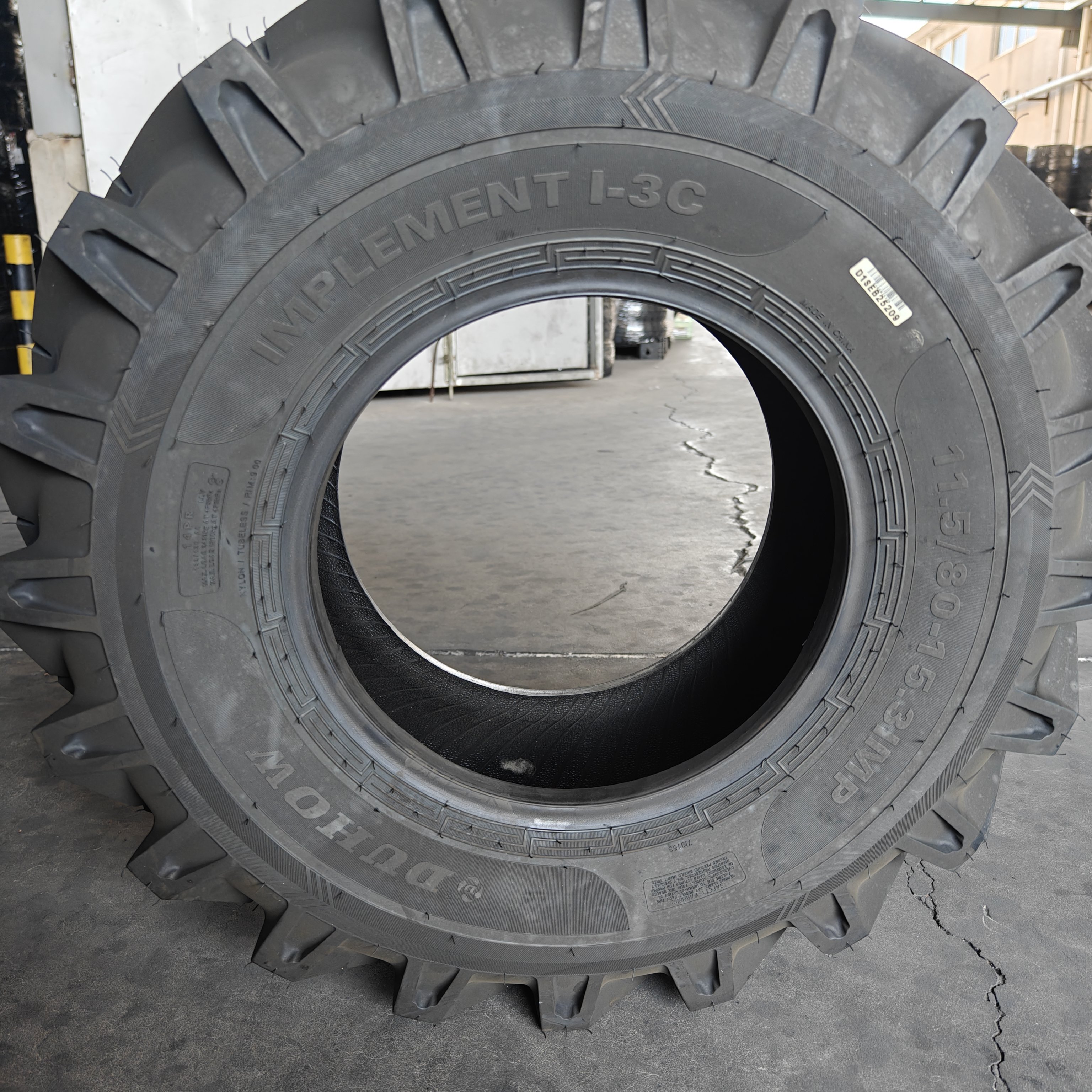 Traction Tyre for Agricultural Machinery I-3C 10.0/75-15.3 11.5/80-15.3 12.5/80-15.3