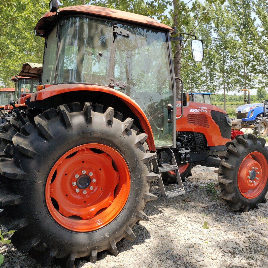 Cheap Japan Brand Kubota Used Compact Tractors 95hp954 Farm Tractor yanmar Tractors for Sale