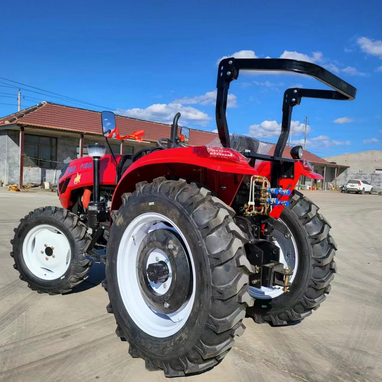 Most Sold China Manufacturer Tractor With 2wd or 4wd Wheels Agricultural Farm Machinery Small Tractors for Sale