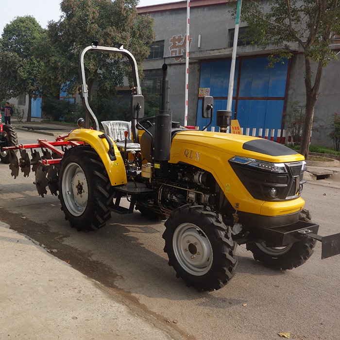 Cheap Price Agricultural QLN 25HP Small Mini 4X4 Compact Farm Tractor China Mini 25 HP Wheel Tractor Machine in Philippines