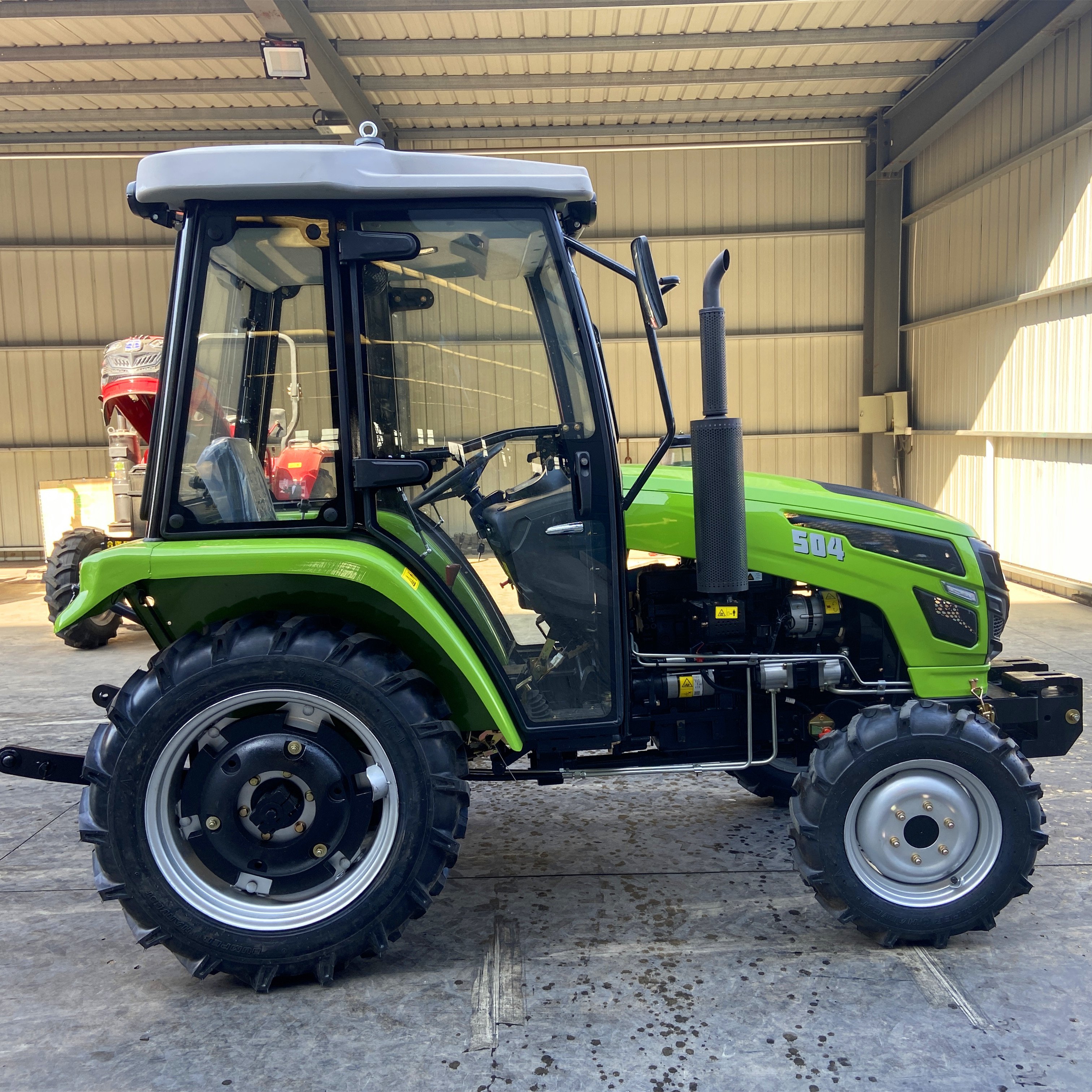 China Manufacturer Cheap Farm Tractor for Sale