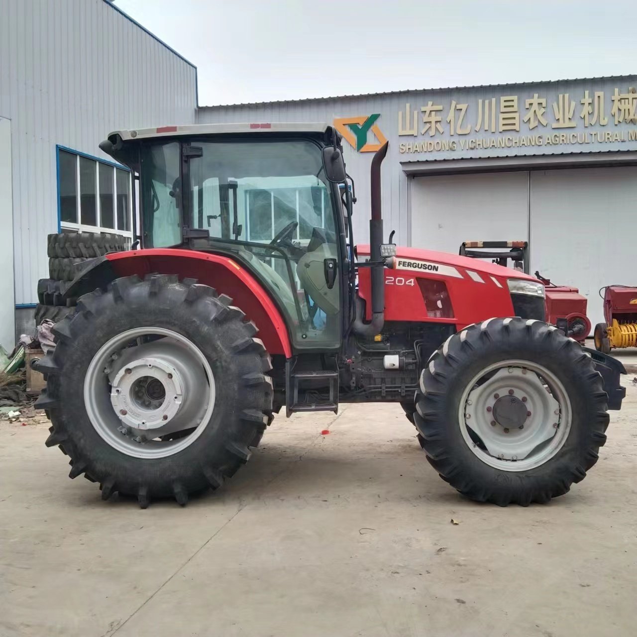 Massey Ferguson MF 120HP Four Drive Wheel Farm Used Tractor From YCC