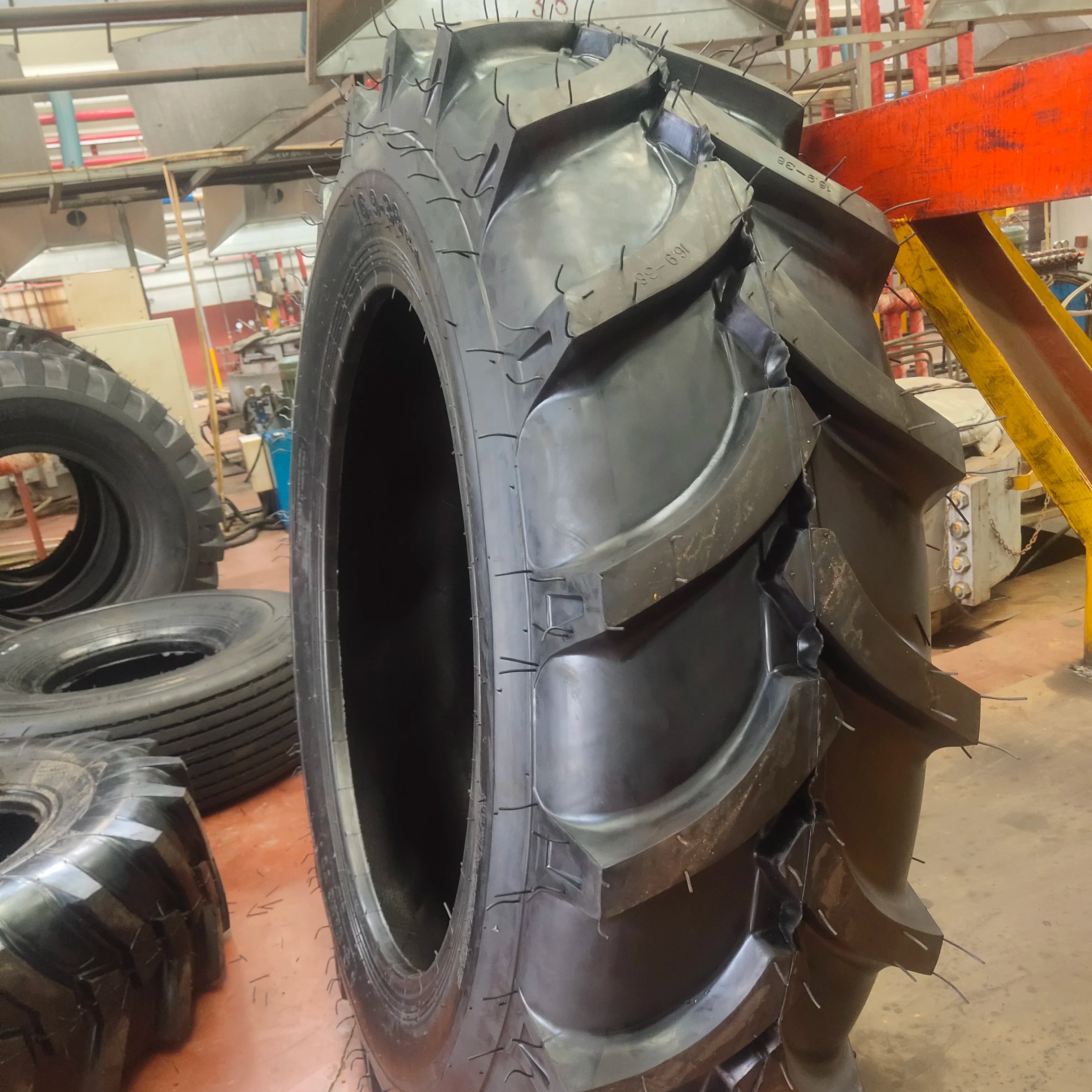 Tractor Tires R1 169 38 30 34 28 Tractor Tire Inner Tube 136 38