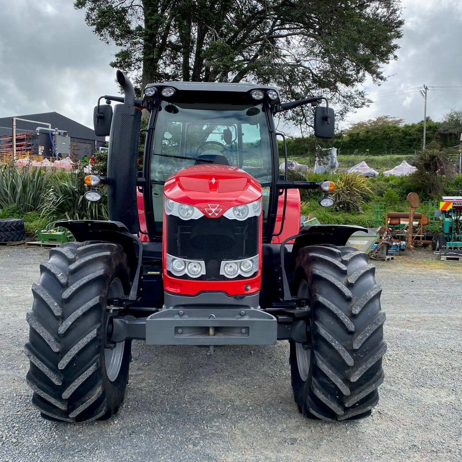 Massey Ferguson MF 385 2WD and MF 390 4X4 Farm Tractors Original Agricultural Machinery Used Condition for Sale