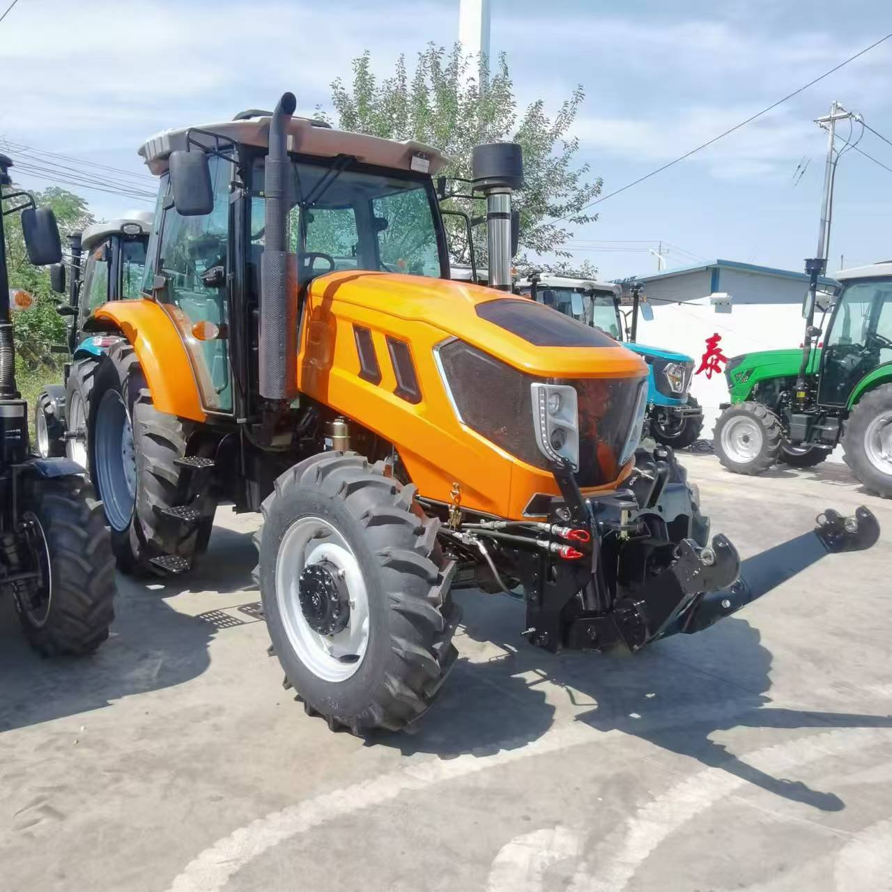 Original High-quality Dutch 70 Horsepower Four-wheel Drive Agricultural Tractor with Disc Rake