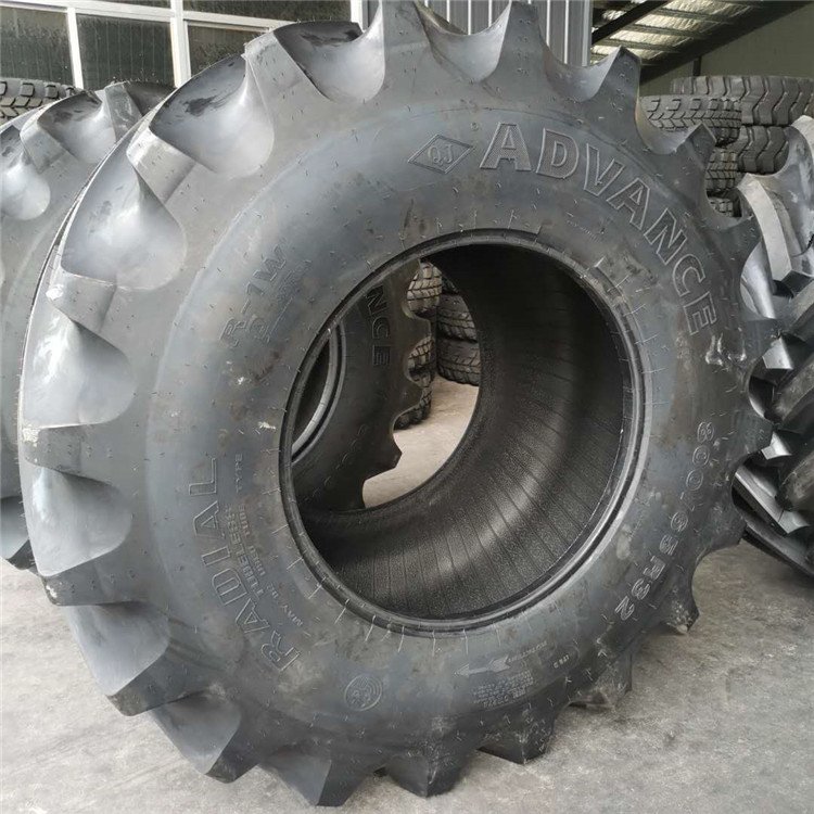 Radial Agricultural Tyre 800/65R32(30.5LR32) Farm Tyre