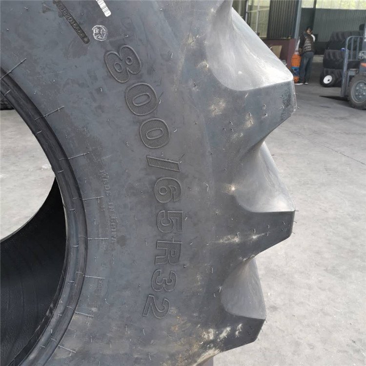 Radial Agricultural Tyre 800/65R32(30.5LR32) Farm Tyre