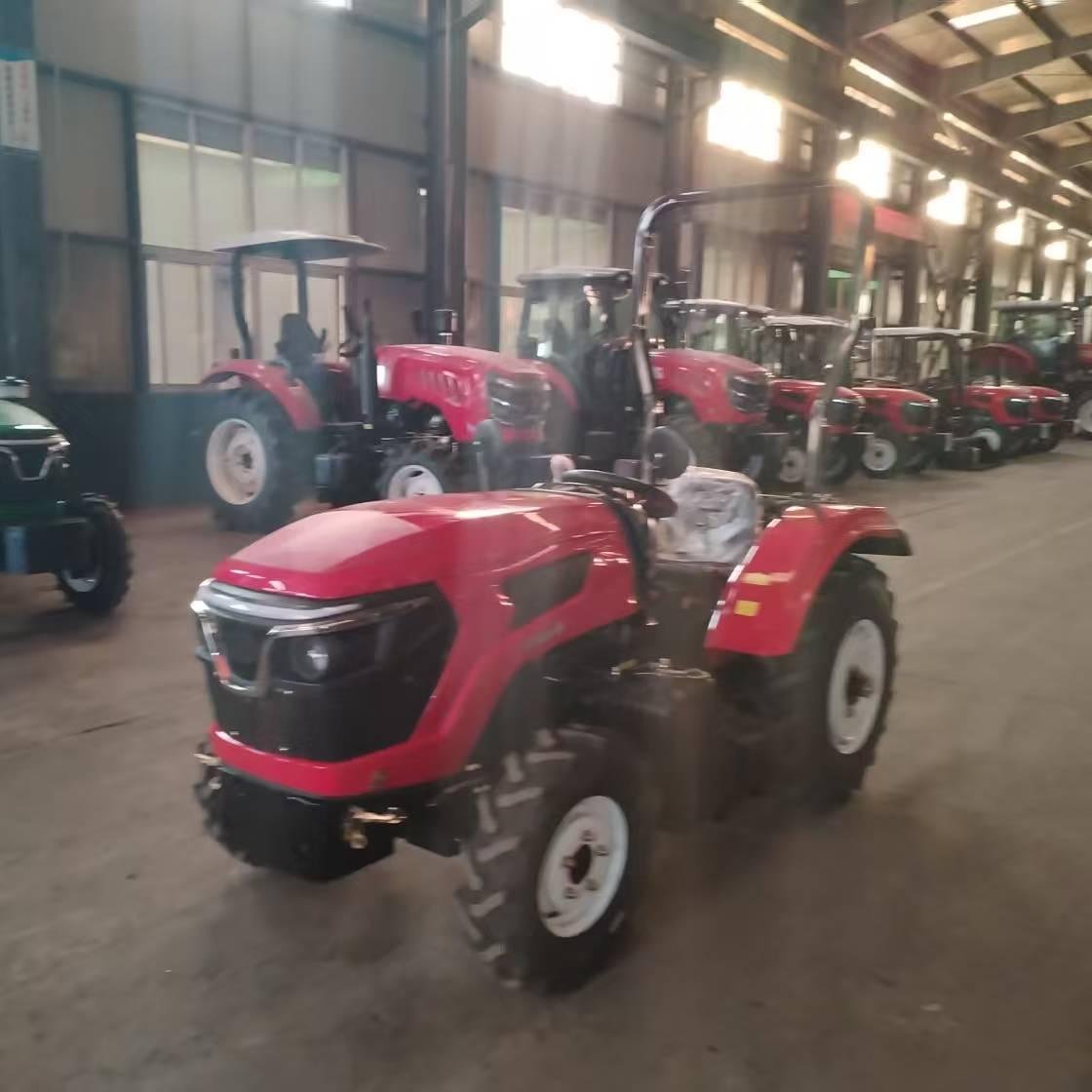 4WD Farm Tractor 160HP-200HP Rated Power Essential for Farm Work