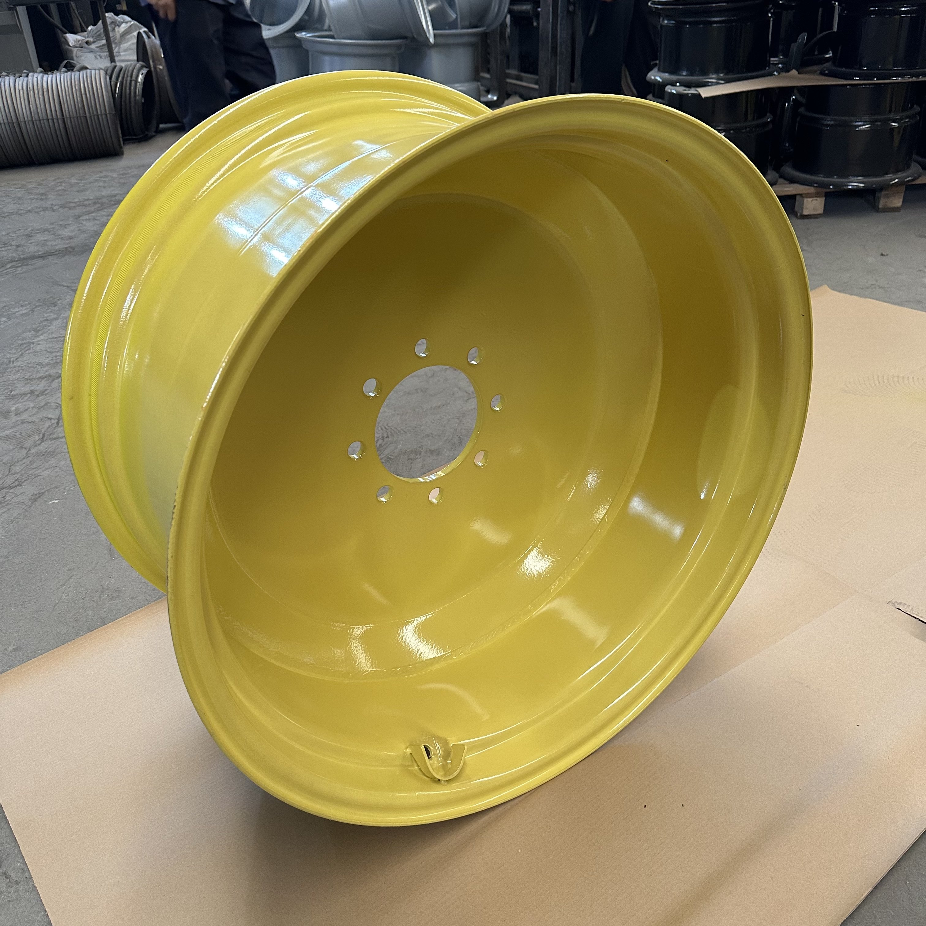 Manufacturer Tractor Wheel W15x28 Inch Agricultural Tractor Steel Wheels Rims for 16.9-28 Tires
