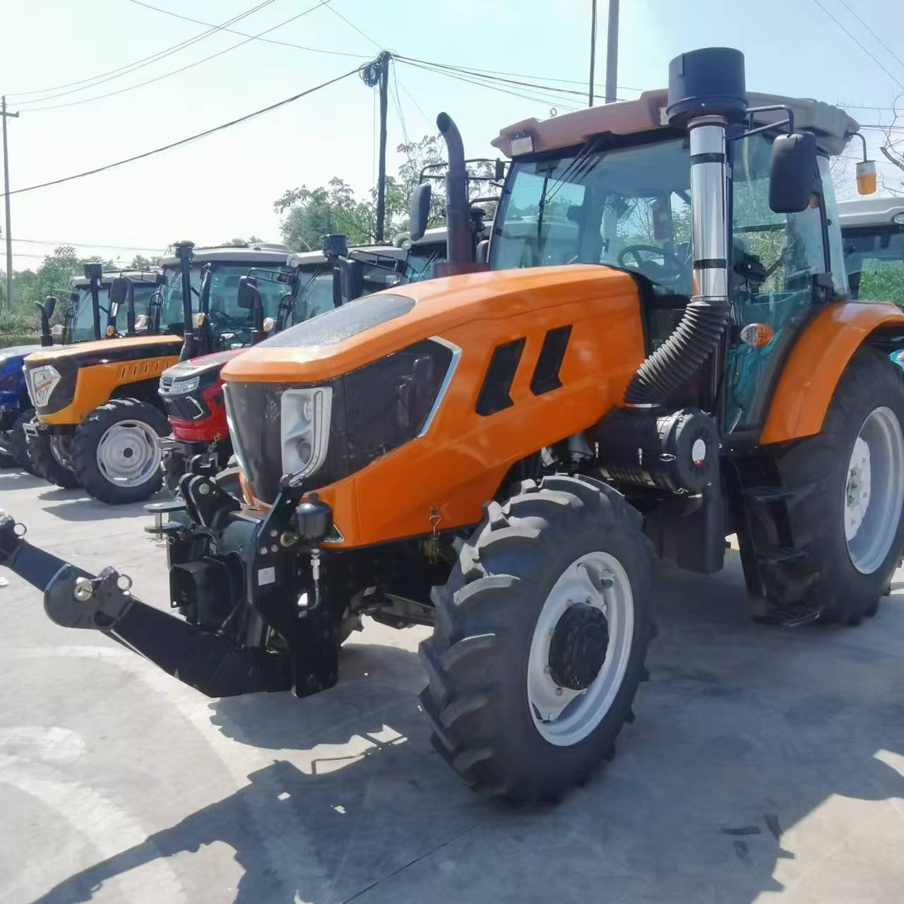 150hp 4WD Farm Wheel Tractor with Long Service Life Motor Core Components by Wheel
