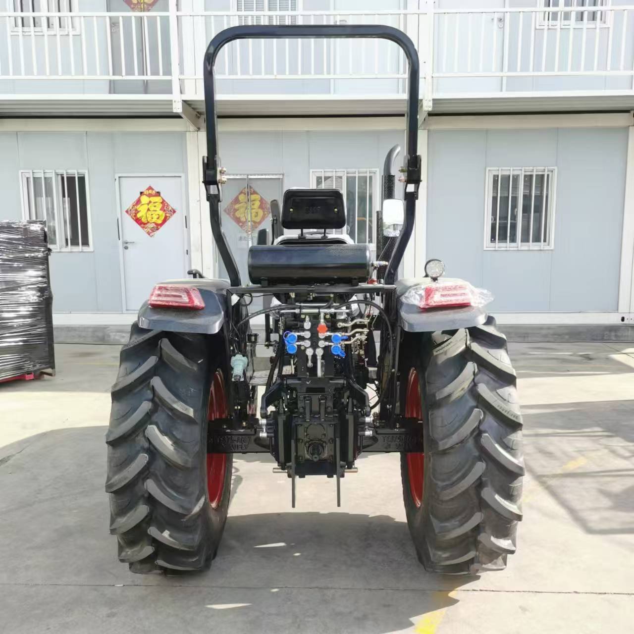 150hp 4WD Farm Wheel Tractor with Long Service Life Motor Core Components by Wheel