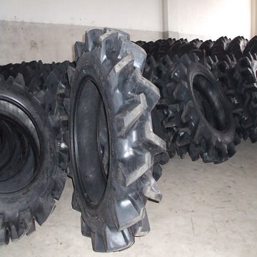 210/95R18 (7.50R18) UNITED Brand R1W 85 Standard Tyres 85 Series Good Quality Agricultural Radial Tyre