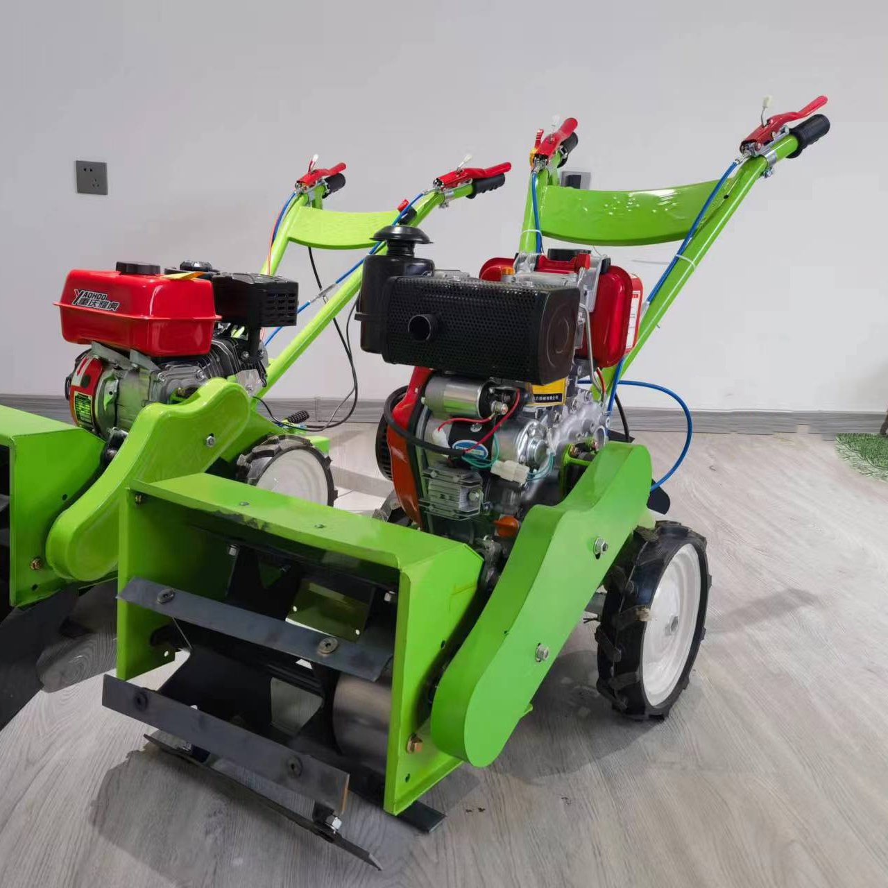 Mini Cultivator 12 hp 18hp 15hp 20hp Hand Walking Agricultural Two Wheel Plough Tractor Lawn Mower Scarifier Machine