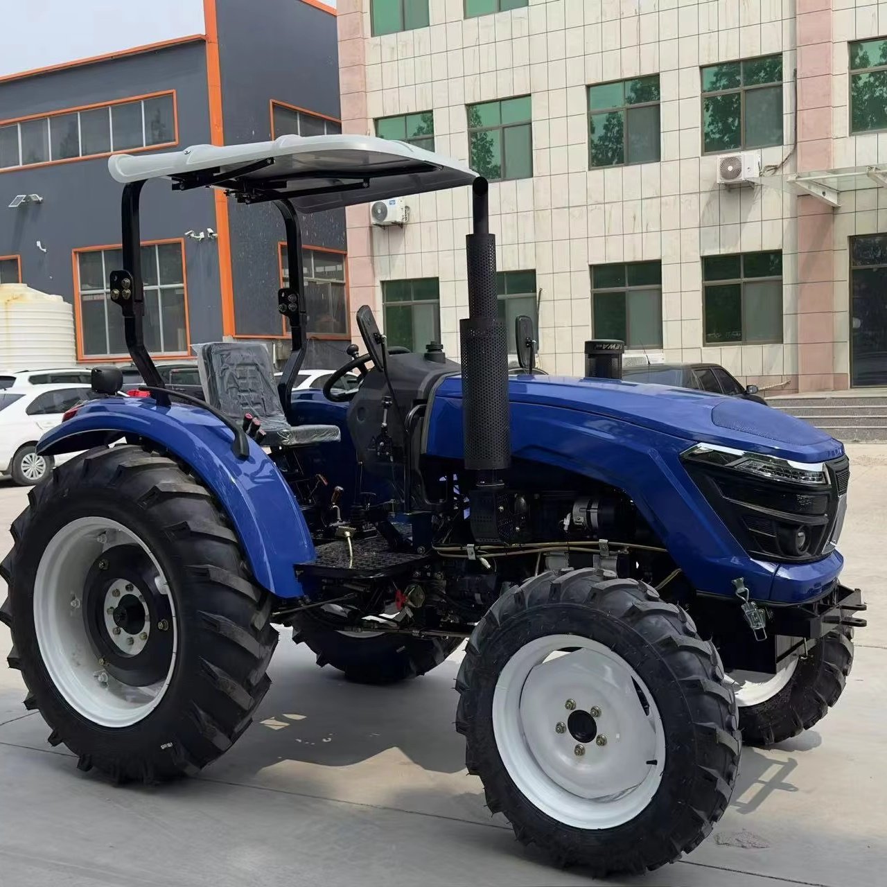 Multifunctional 4X4 Wheel 4WD 70HP 80HP 90HP 100HP Tractor Front Loader Farm Garden Tractor With Optional Parts