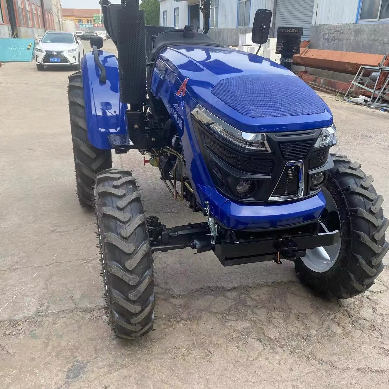 Multifunctional 4X4 Wheel 4WD 70HP 80HP 90HP 100HP Tractor Front Loader Farm Garden Tractor With Optional Parts