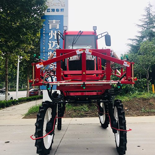 Fertilizing and Plant protection 1000B Spray Machine----Air-conditioned Cab