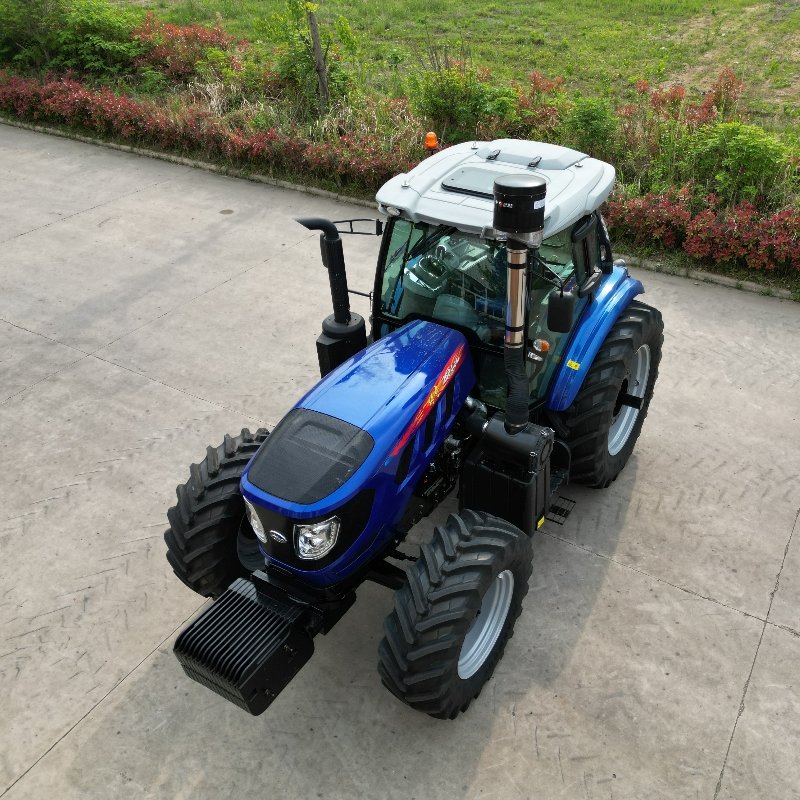 260hp Agricultural Tractor Blue Small Used/New China Low Price Farmer Diesel Tractor YTO Engine
