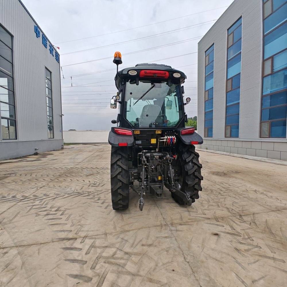 Shandong Factory Mini Farming 70Hp 80Hp 90Hp 100Hp 120Hp 130Hp 140Hp 150Hp Tractor Price Agricultural Tractor for Front Loader