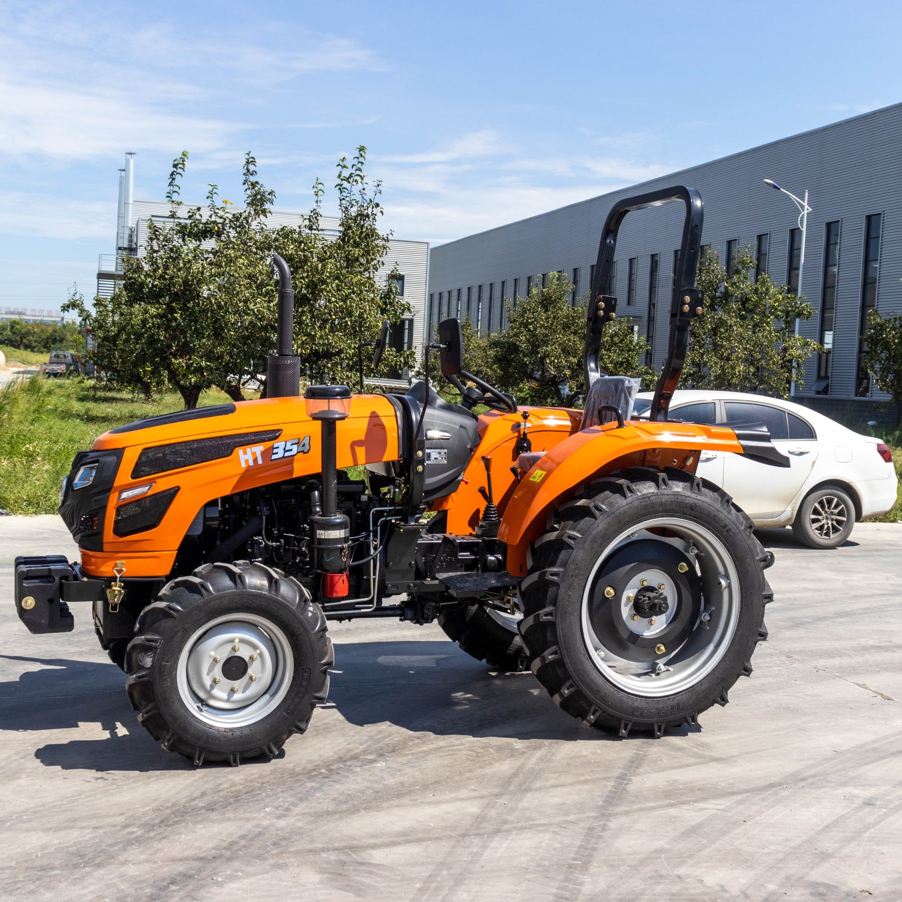 New Agricultural 4 Wheel Trator Small Mini 4x4 Compact Tracteur Agricole Farm 40hp 45hp 35Hp 4wd Tractor Agricol