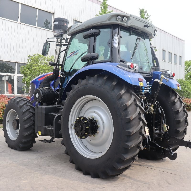 Mini/large Farm Wheel 200HP Blue Tractor Price Agricultural Tractors Spare Parts YTO Engine