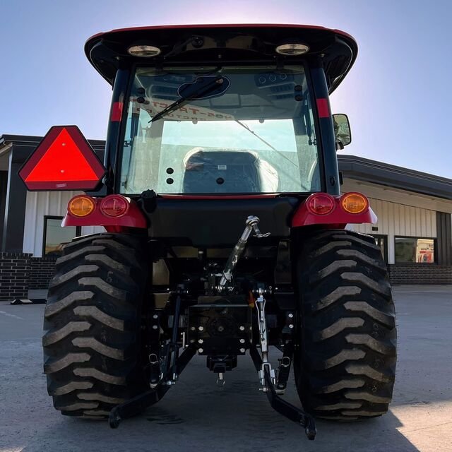 Small 600kg 100% Electric Front Wheel Loader ALT Mini New LiFePO4 Lithium Battery Loader for Farm