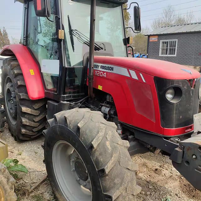 Used Massey Ferguson 1204 Tractors for Agriculture and Also Tractor Implements, Equipment, Attachments for Farm