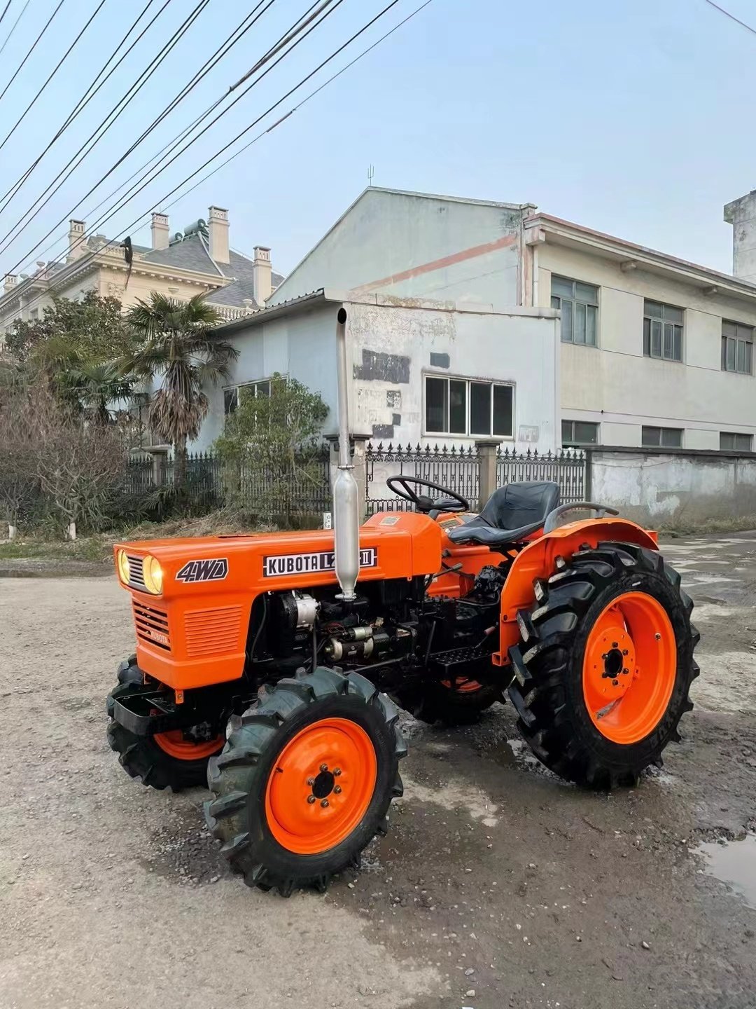 Second Hand Tractors Kubota L425 50HP for Sale Cheap Farm Tractors Agricultural Machinery JAPAN IMPORTED