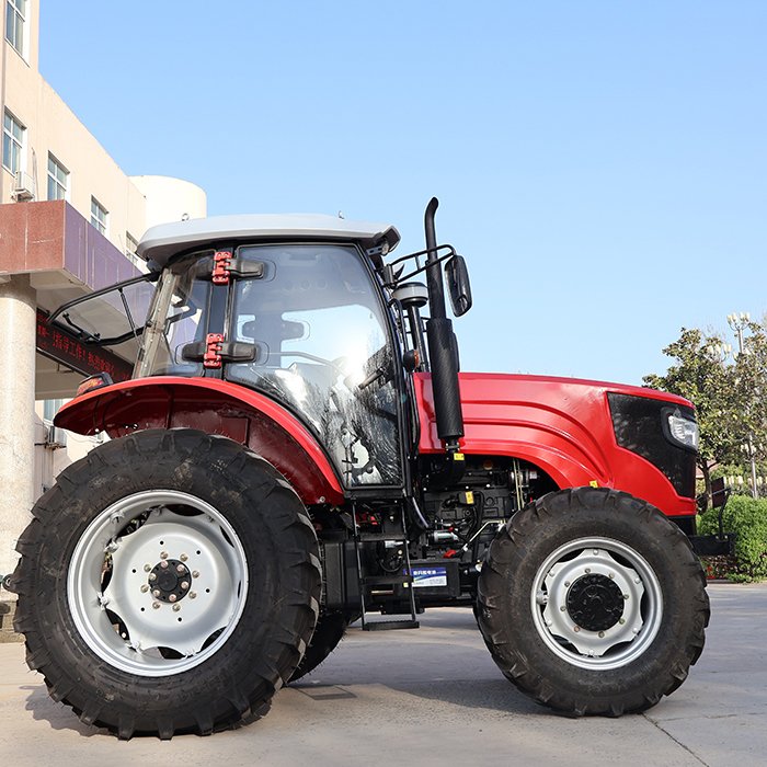 China Farming Tractor 90HP 4WD Agricultural Tractor 4X4 90HP Farm Machinery Agricultural Tractor With Ridger Plow in Liberia
