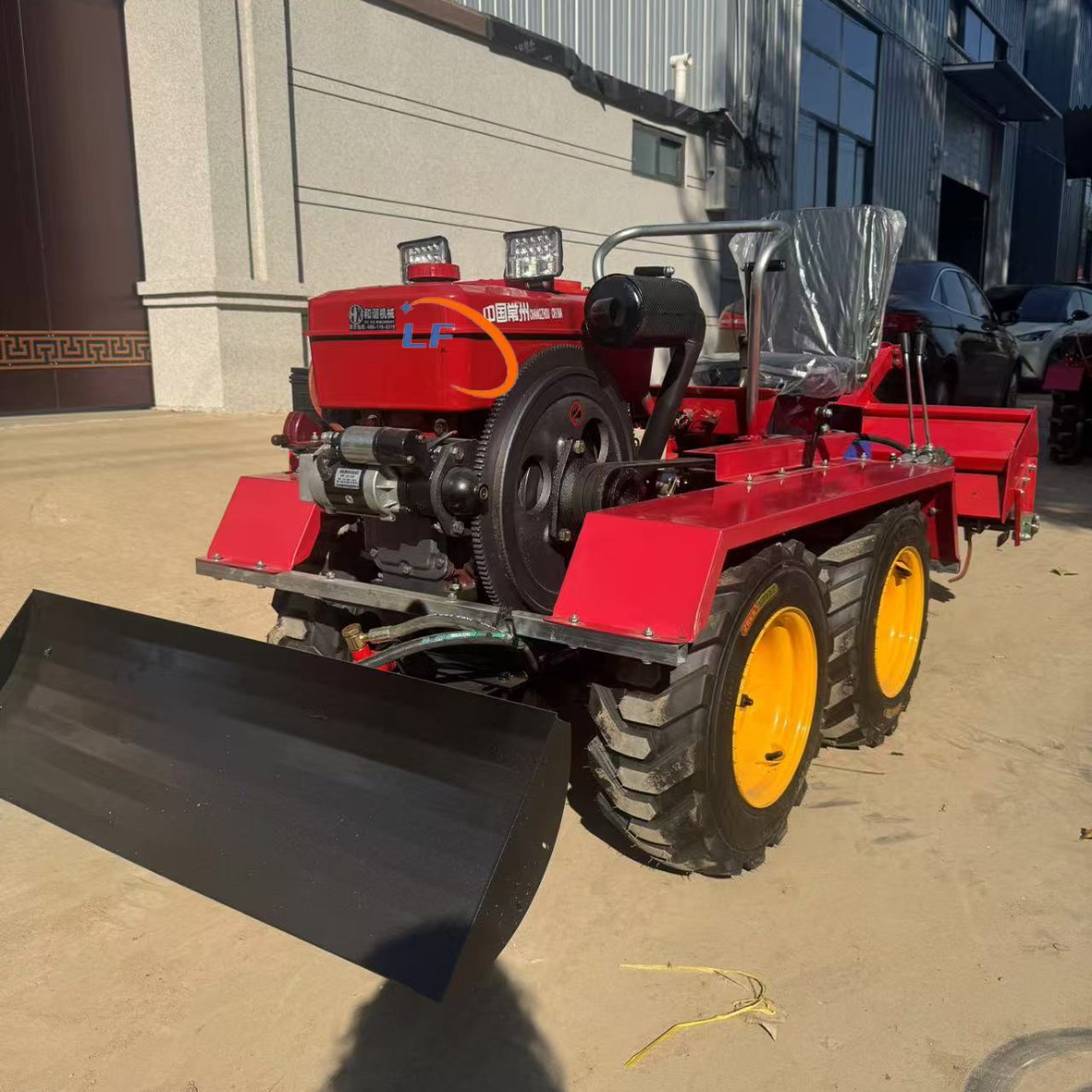 25 Horsepower Riding Four-wheel Drive Mini Tractor with diesel Power Rotary Tillage and Bulldozing Without Error