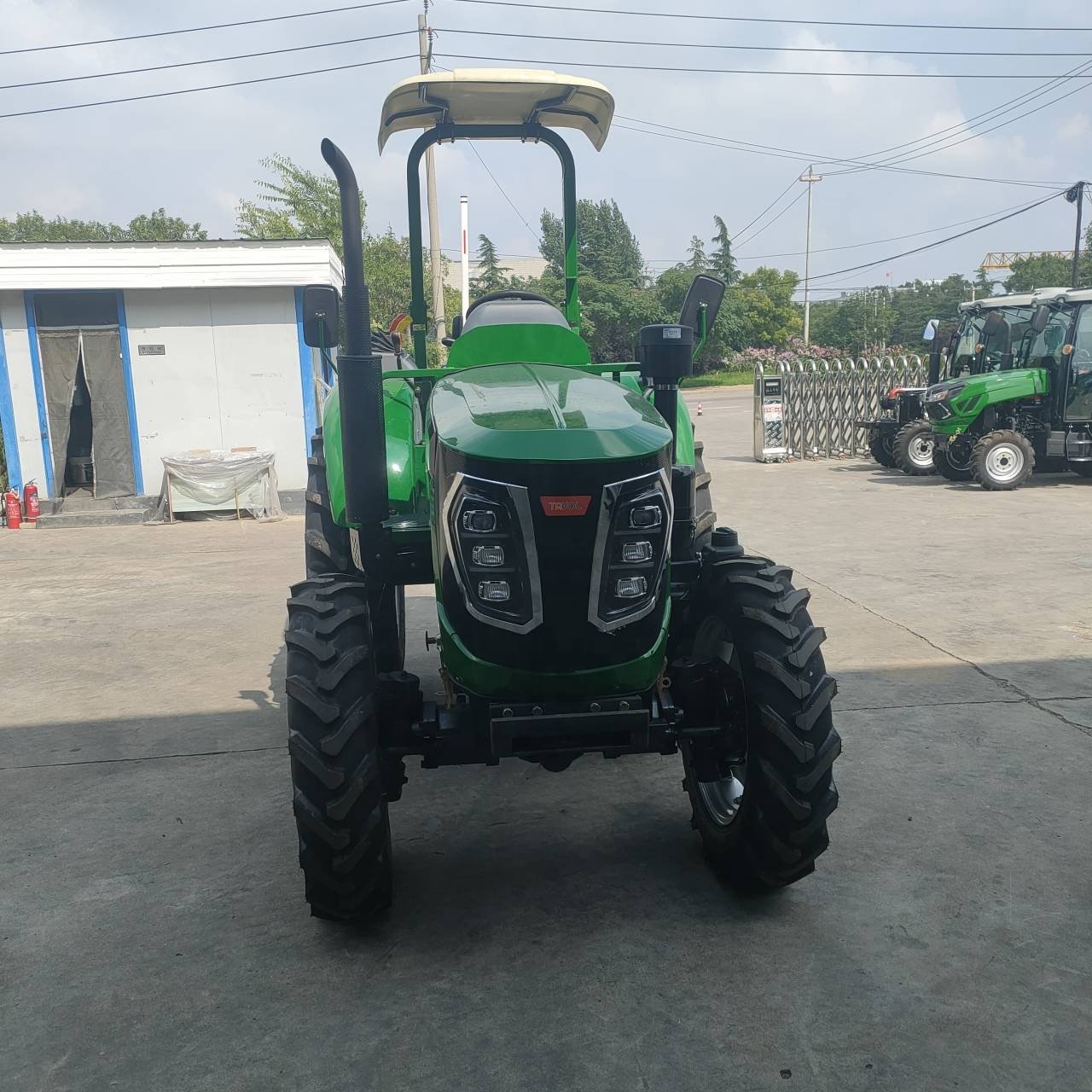 Tavol Brand 90hp Farm Agriculture Machinery 4wd Farming Tractors