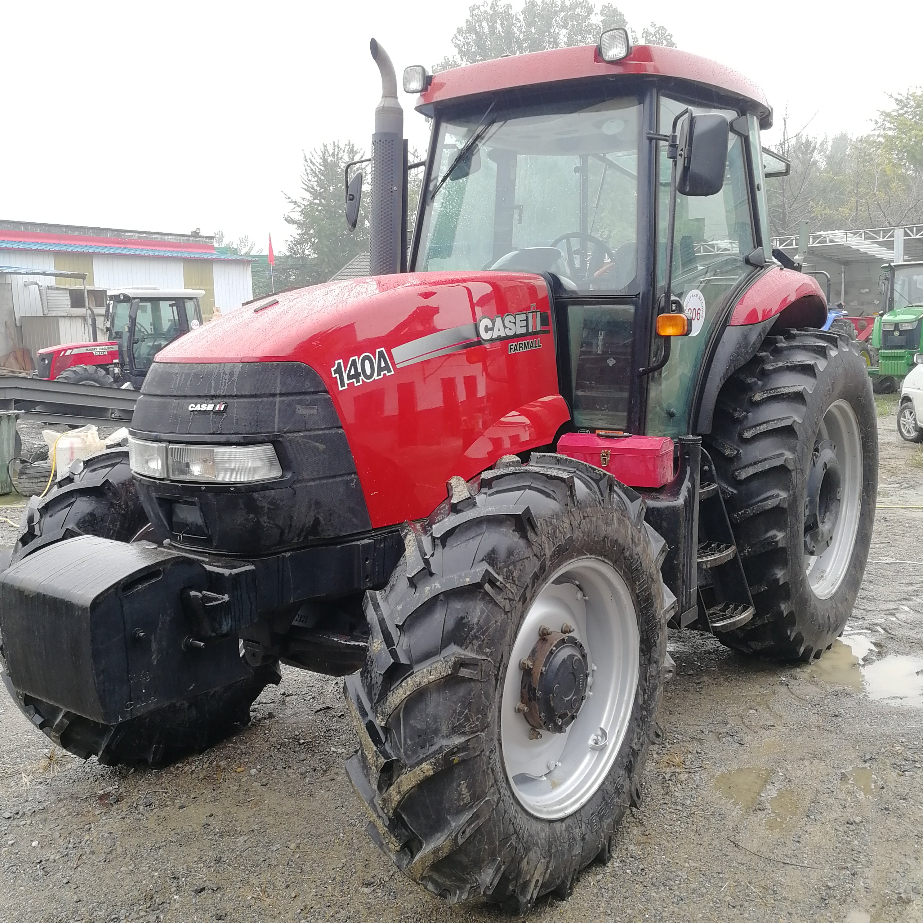Used Tractors CASE Farmall 125A 125hp 4x4wd Farm Equipment Agricultural Machinery CASE Tractor Made in Mexico