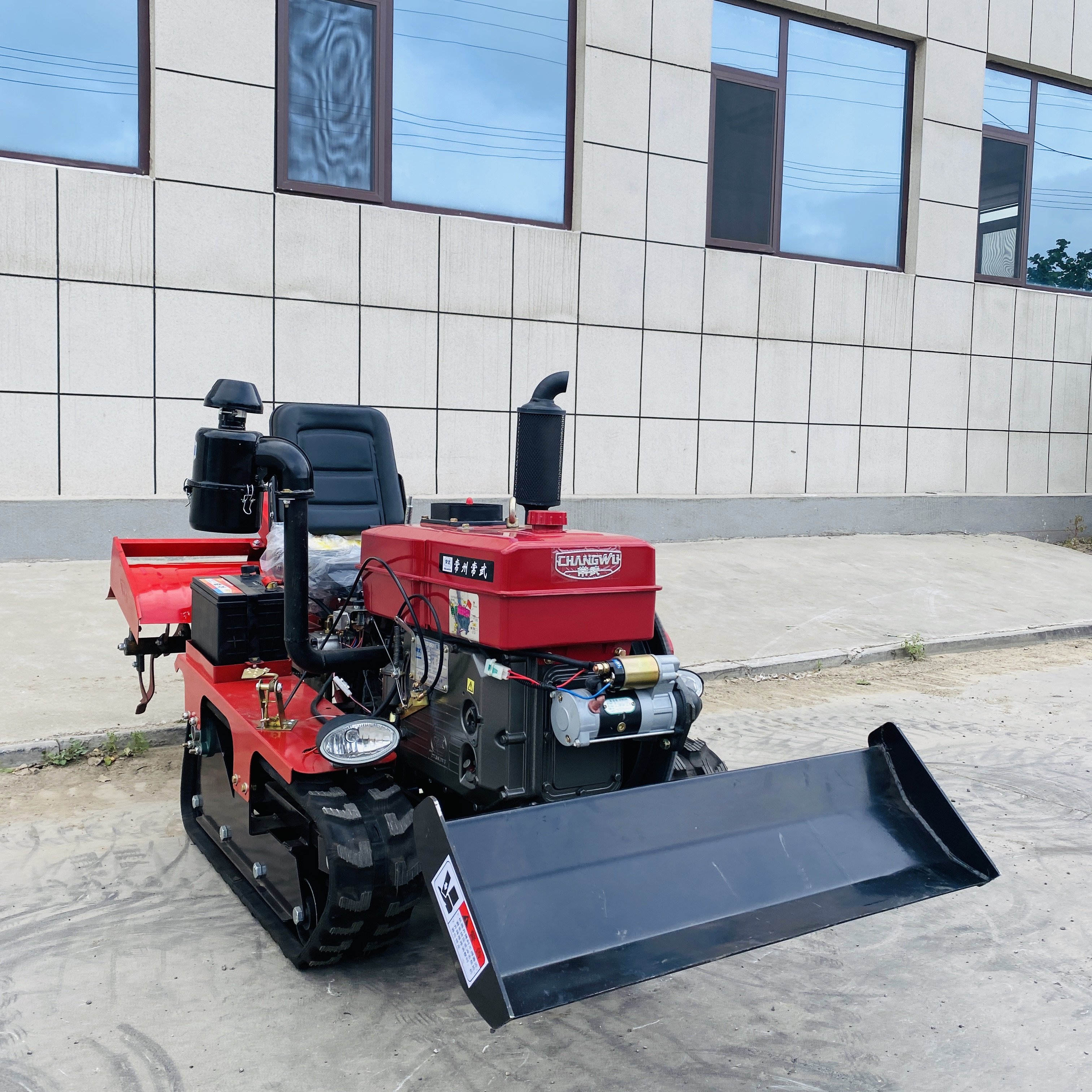Hot Sale 25HP Diesel Crawler Tractor Mini Farm Cultivator Power Tiller with Mini Excavator Boom Agriculture with Attachments