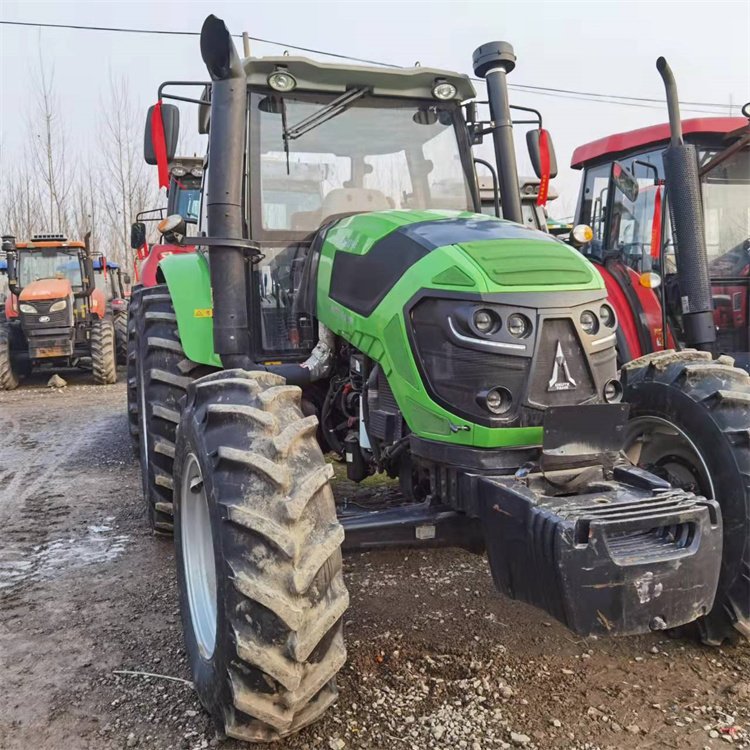 High Quality Professional Mini 4*4 180 HP Used Farm Agricultural Tractor