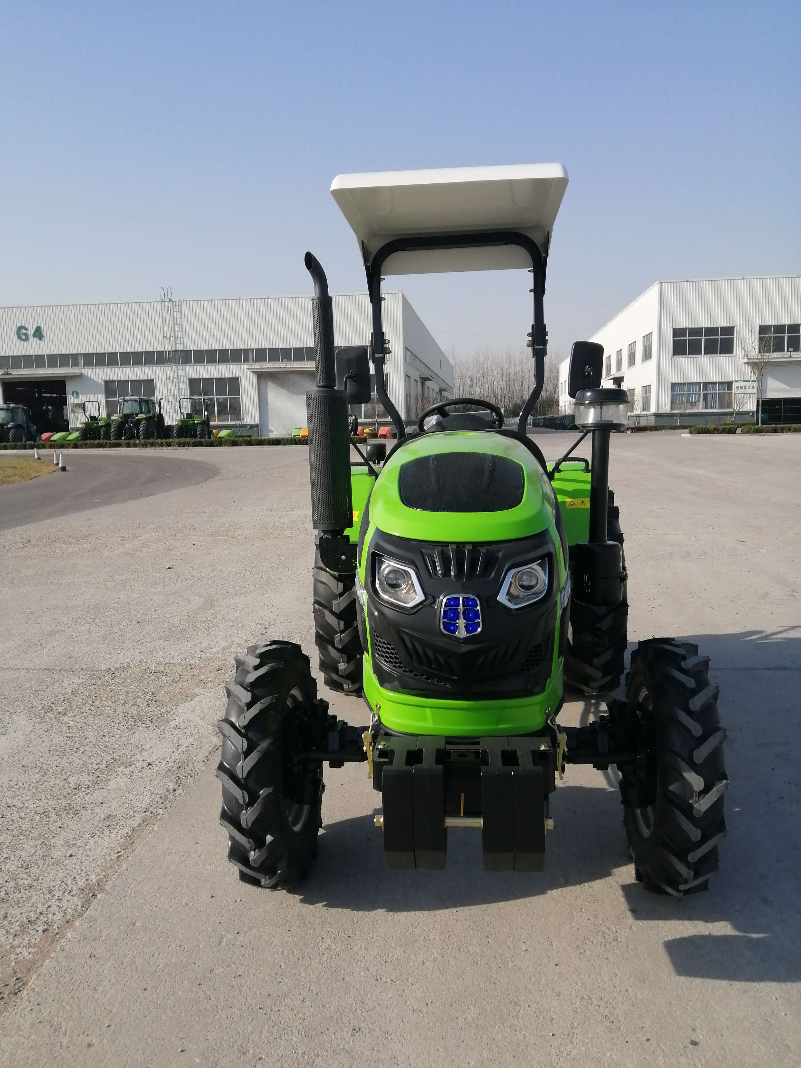 LKK-40 Farm Machinery Walking Tractor 4 Wheel 4wd Gearbox 30hp 40hp 45hp Desbrozadora Para Tractor Ethiopia Sudan
