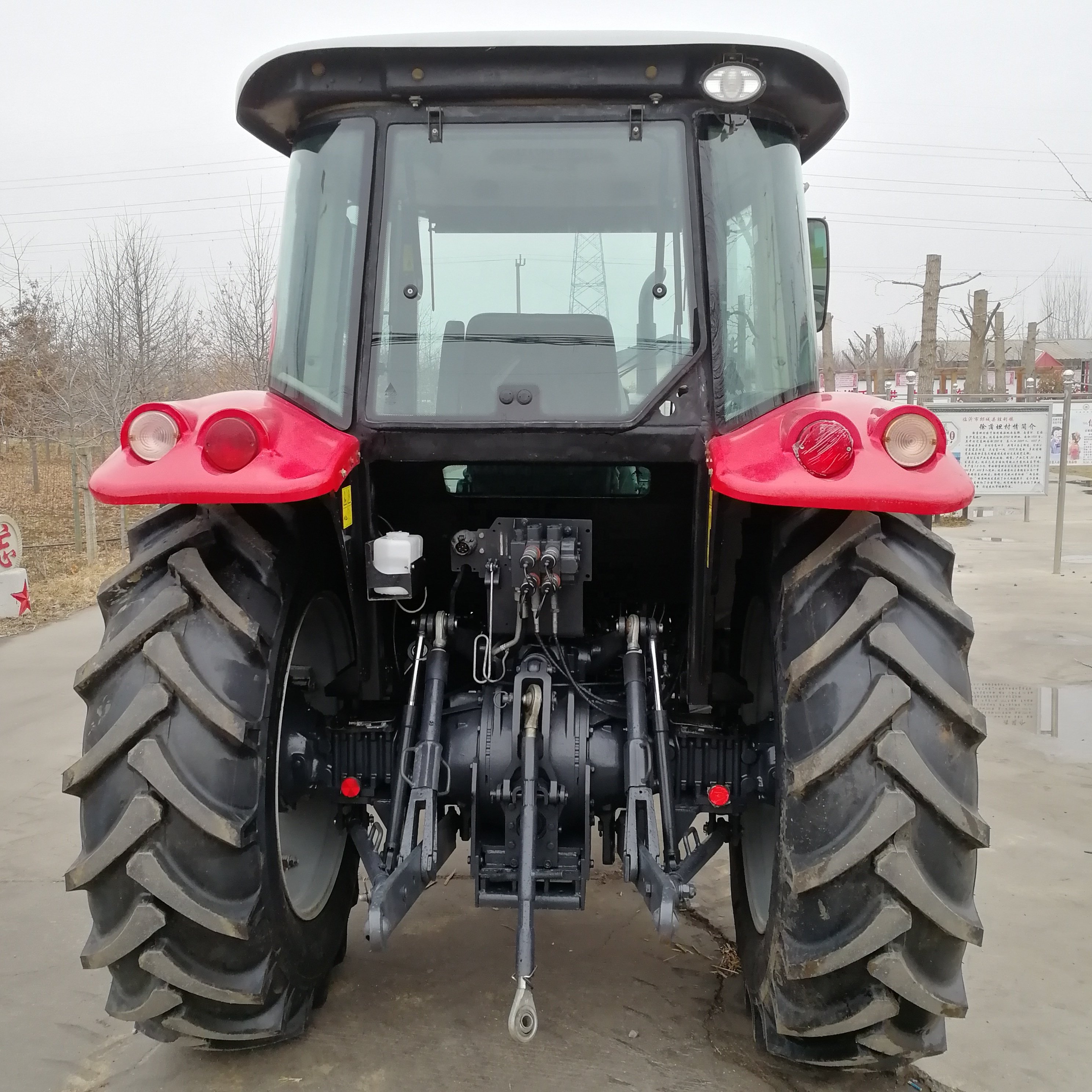Used Tractor Massey Ferguson Xtra 1204 120HP 4WD Wheel Farm Orchard Compact Tractor Agricultural Machinery Equipment MF385MF290