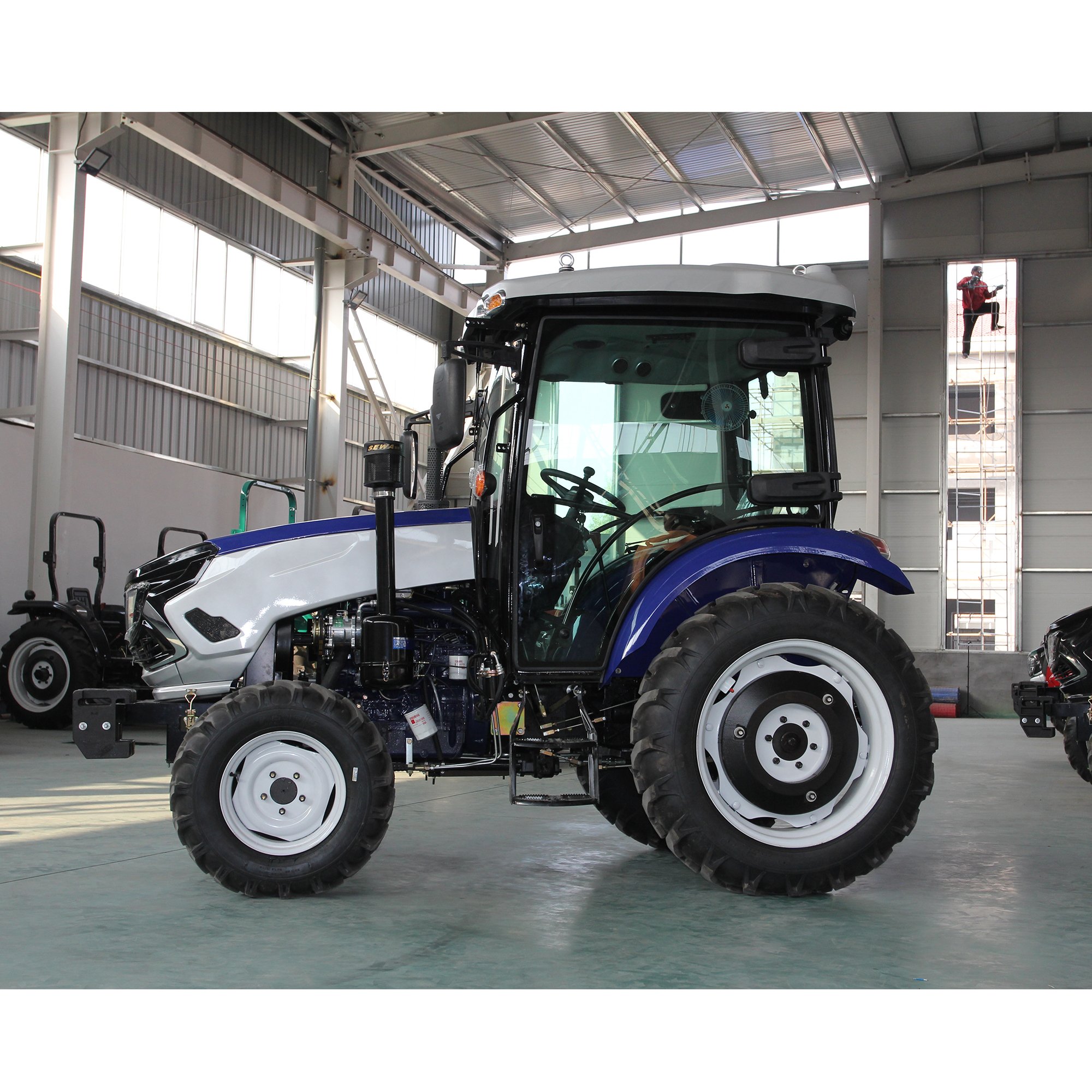 50 80 HP Agricultural Compact Tractor with Roll bar and 804 Tractor for Sale Made in China by HanYe