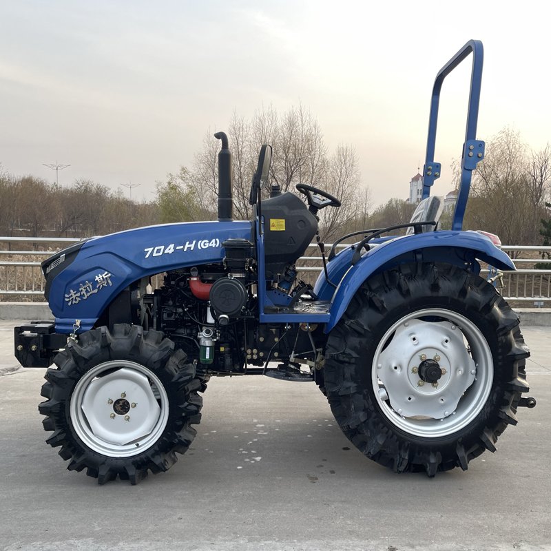 Falath New Factory Medium Tractor Mini 4x4 70HP Implement for Garden Farm Walking Mini Agriculture Trucks Tractor