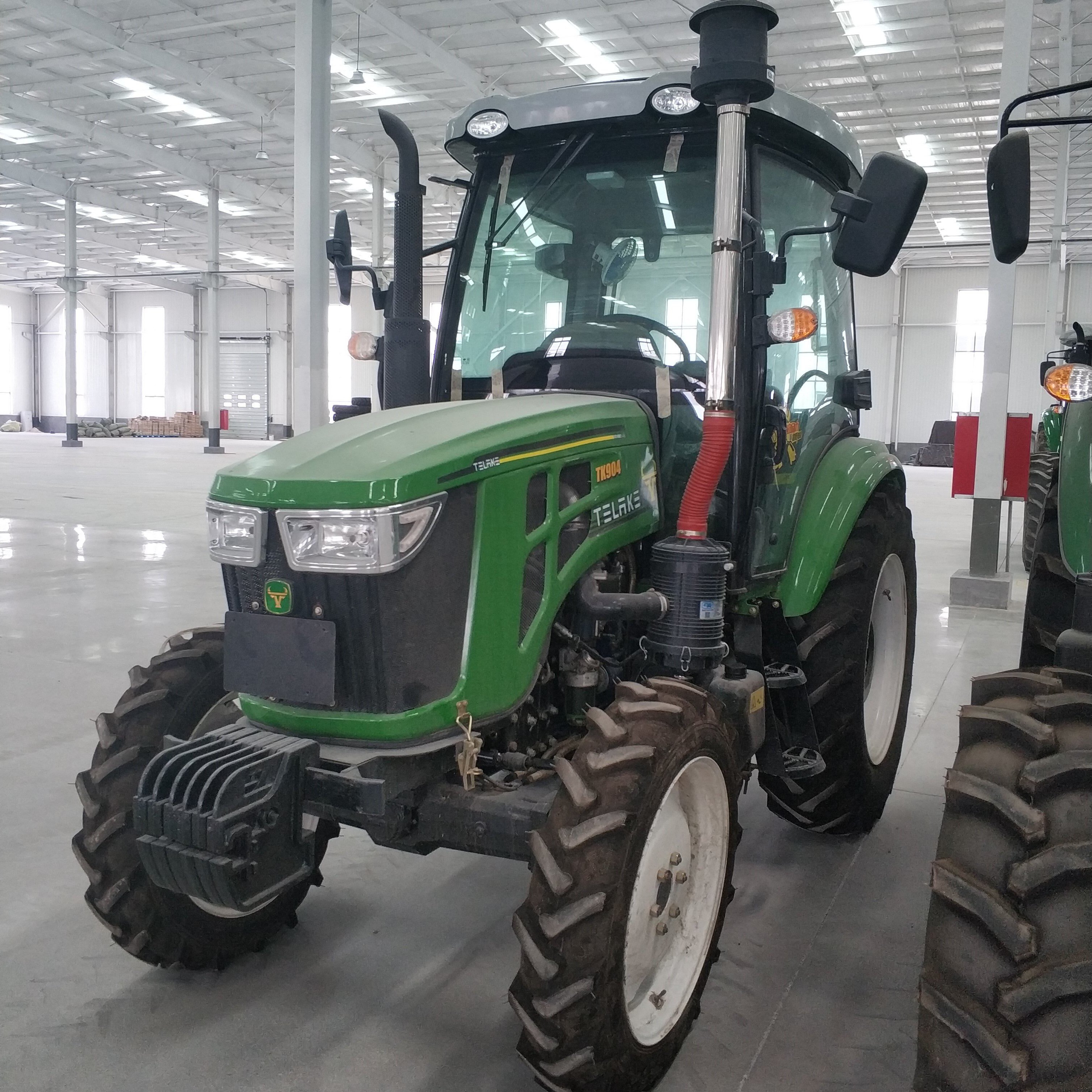 SX1204 120hp 4WD Agricultural Multifunctional Big Farm Tractor Cab/Cabin Wheel Tractor New Used Condition YTO Engine