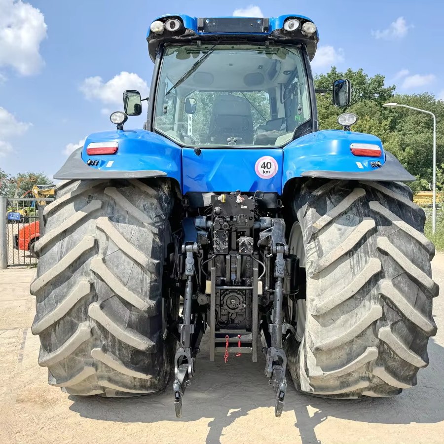 2014 New-Hollands T8.360 4WD Agricultural Tractor Wheel Type with 286 kW Engine Power Featuring 80HP & 20HP Rated Pumps & Gears