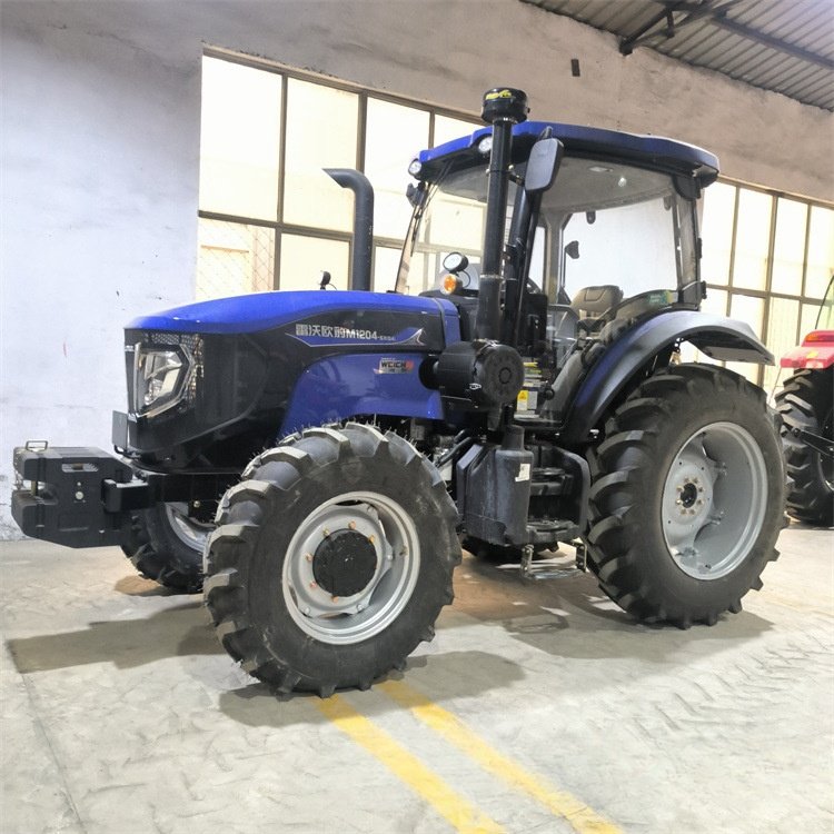 Chinese Famous Brand Agricultural Tractor 1204 120HP with Factory Price in Stock