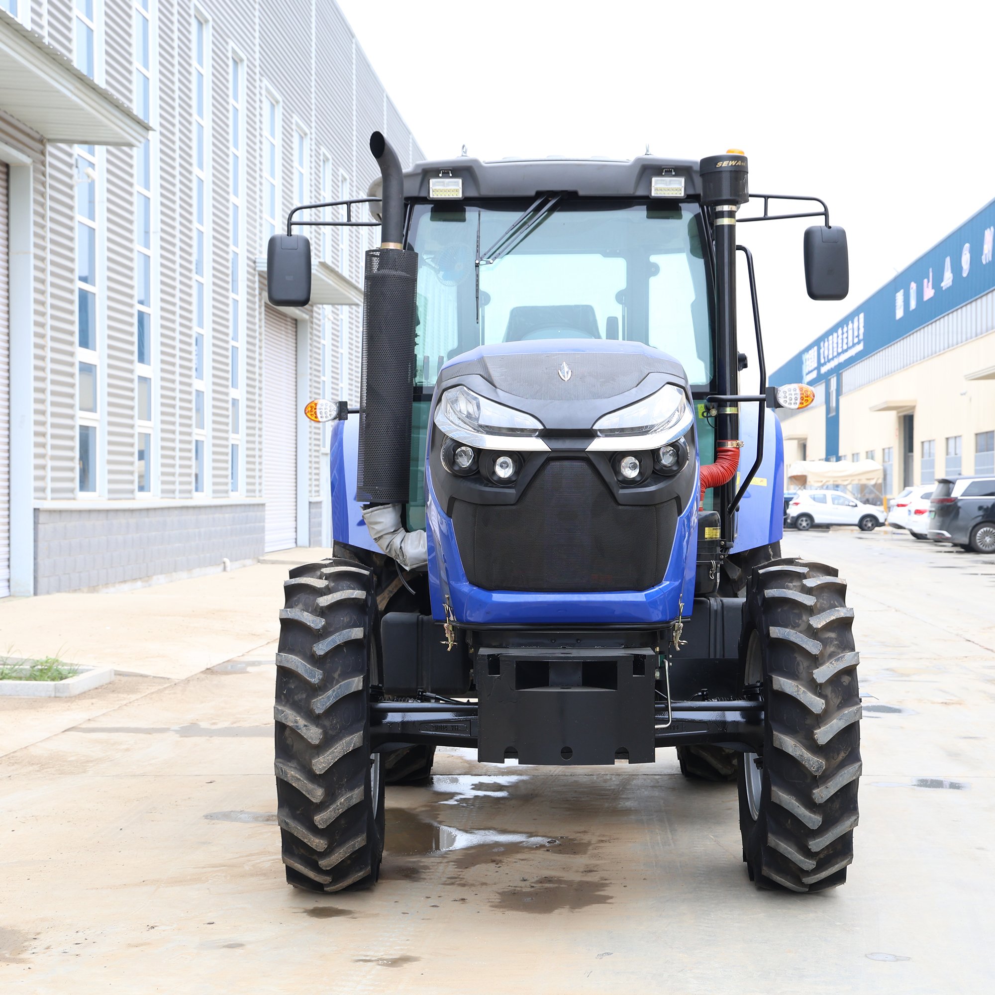 Chinese Micro Agricultural Tractores Machinery Equipment 4wd 120 hp 150hp 180hp 4x4 Wheel Tractor