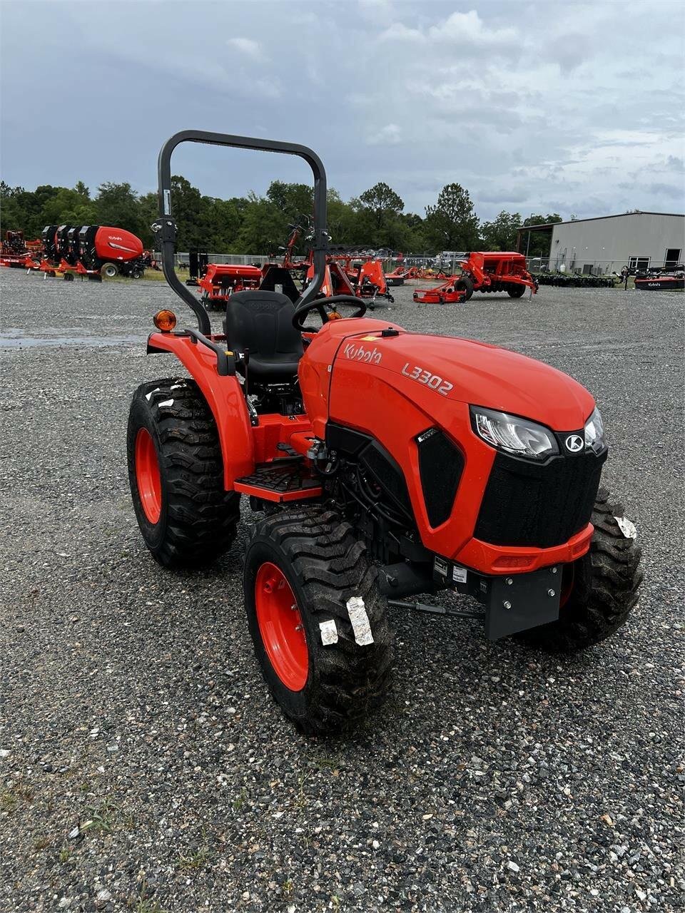2024 Kubota L3302HST MFWD Used Wheel Tractor 33hp 34 kW Motor Power Core Include Pump Gear Gearbox Bearing Farming Agriculture