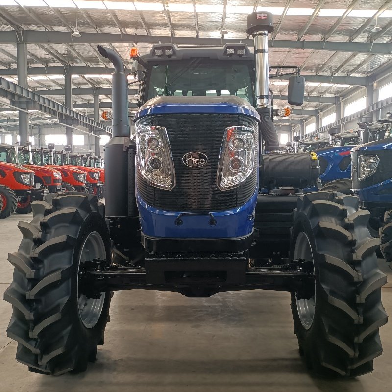 Best Quality 4x4 Agricultural Tractor New Diesel Tractor with Pump and YTO Engine and Bearing Components