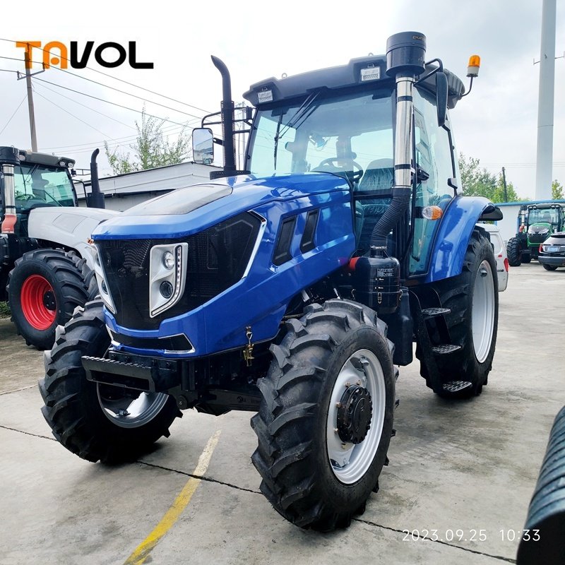 Tractor Implements and Attachments 4wd Tractors 120hp for Sale