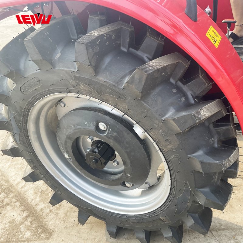 Factory Hot Sale Tractor 70hp 80hp Wheel Tractors for Multifunctional Agricultural Greenhouse